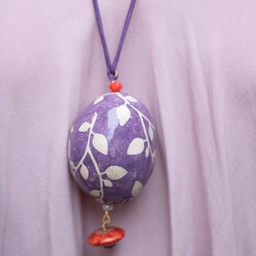EggPendent in earthenware and silk, purple [2]