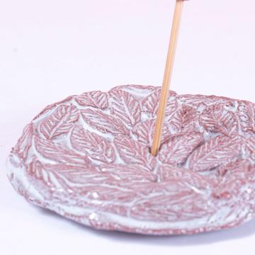 Foliage incense base in earthenware, white [2]