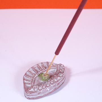 Rich Eye incense base in earthenware, moss green  [1]