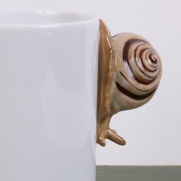 Tasse Escargot en porcelaine de Limoges, beige [2]